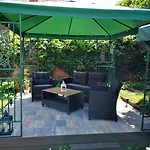 Villa-hotel Escala 4*