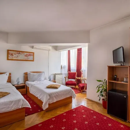 Villa-hotel Escala 4*