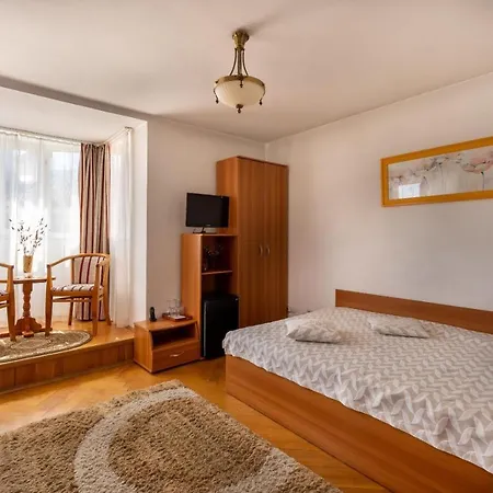 Hotel Villa-hotel Escala Kluž