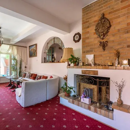 فندق Villa-hotel Escala كلوج-نابوكا