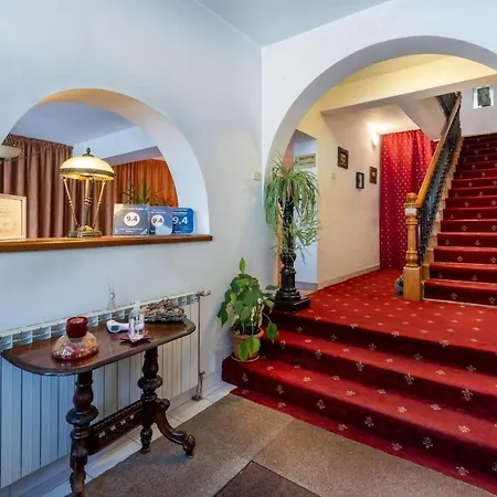 Villa-hotel Escala Hotel Kluž