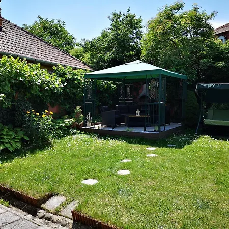 Villa-hotel Escala فندق 4*