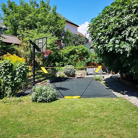 Villa-hotel Escala فندق