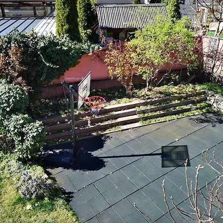 Szálloda Villa-hotel Escala 4*