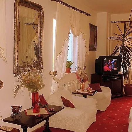 Villa-hotel Escala 4* 클루지나포카