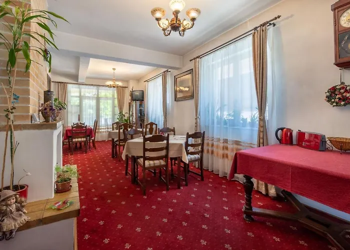 Villa-hotel Escala 4* Kaloşvar