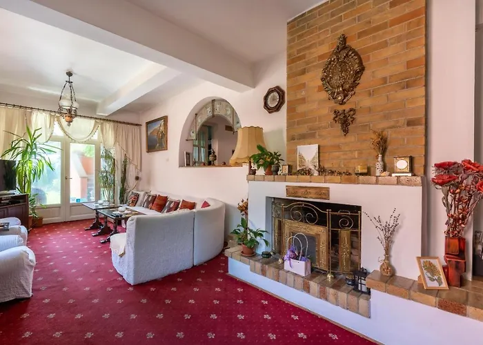 Otel Villa-hotel Escala Kaloşvar