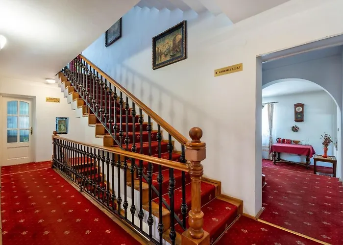 Villa-hotel Escala Hotell