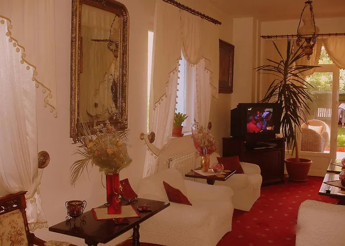 Villa-hotel Escala Hotel 4*