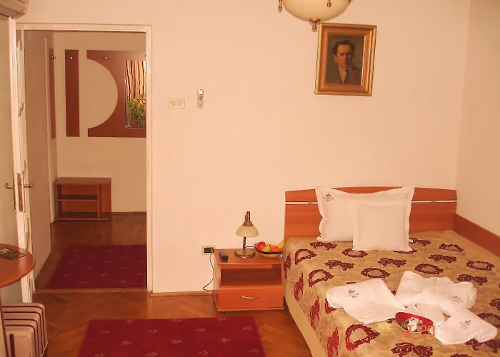 Villa-hotel Escala Hotel Kluž