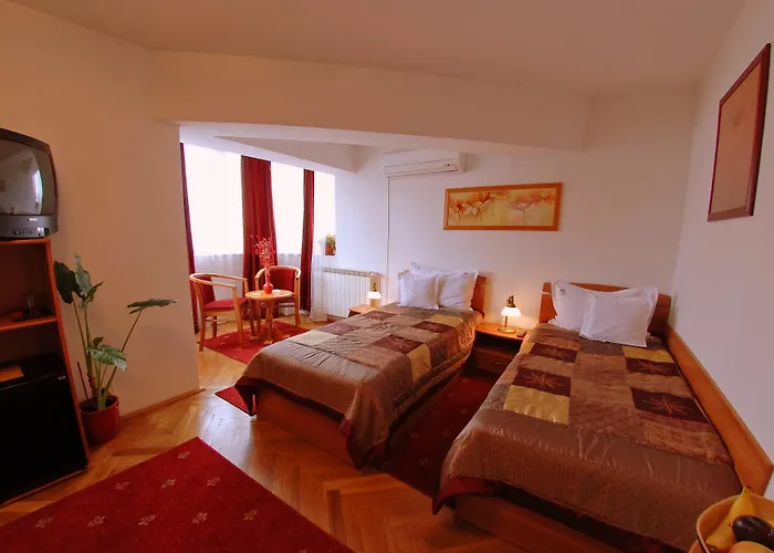 Villa-hotel Escala 4*