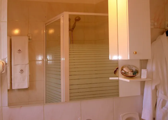 Otel Villa-hotel Escala 4*