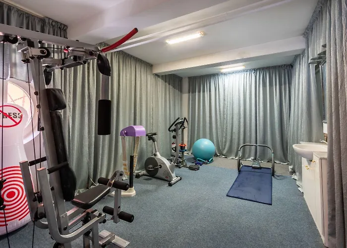 Otel Villa-hotel Escala 4*