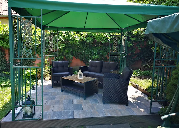 Villa-hotel Escala 4*