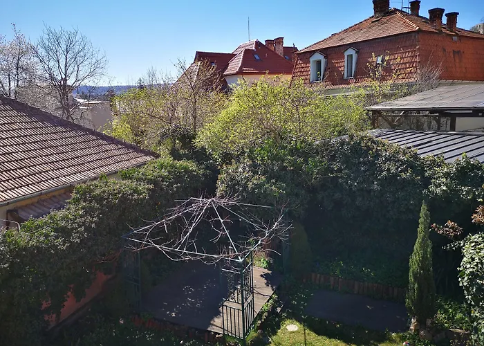 Villa-hotel Escala Hotel